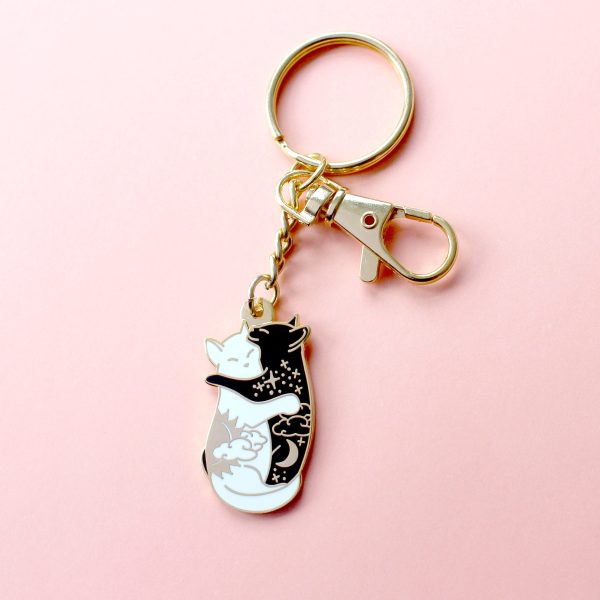 Hugging Cats Keychain For Discount